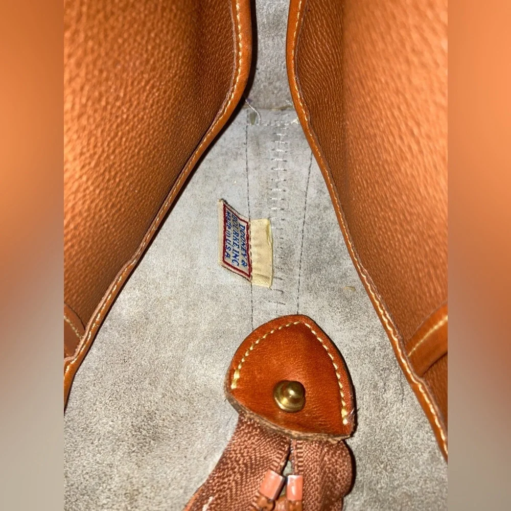 Dooney & Bourke Womens Satchel  BAG Brown Tote Leather Pockets Zip Tag‎ Vintage